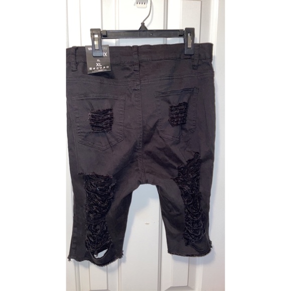 Black Bermuda Shorts - Picture 3 of 11
